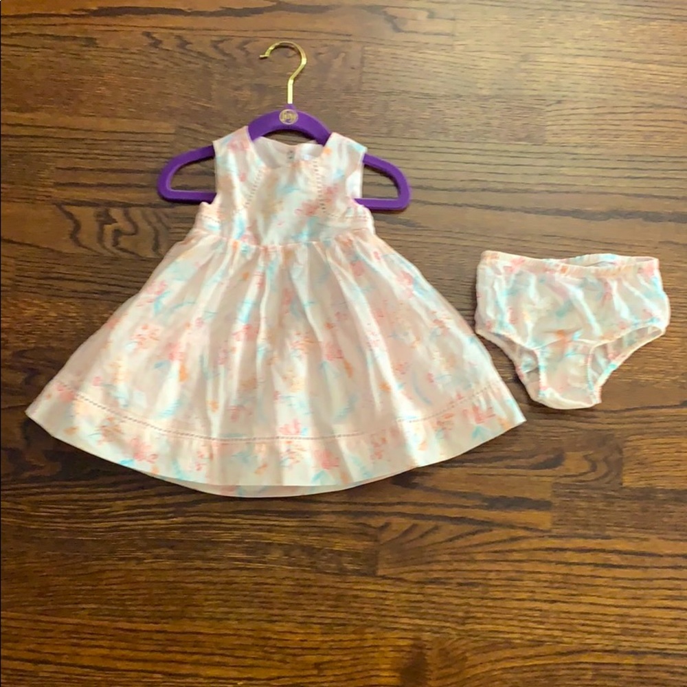 Sleeveless dress